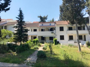 Apartments by the sea Necujam, Solta - 19697